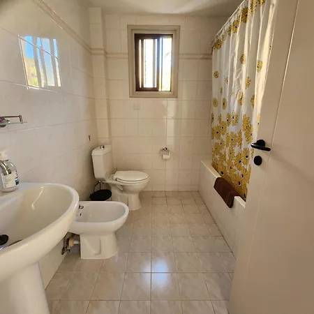 Serena Vacation Pomos