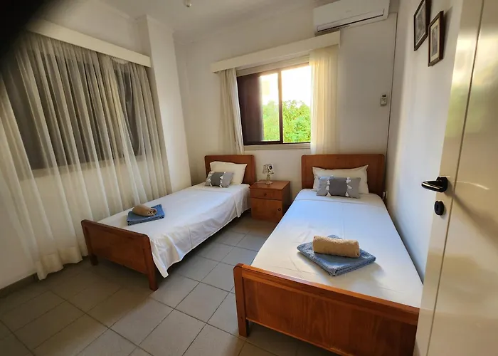 Serena Vacation Pomos